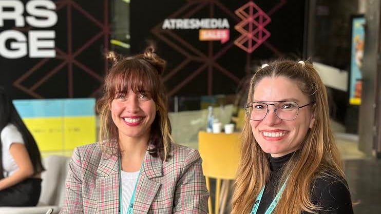 Gretza Merced Cruz y Vanessa López.