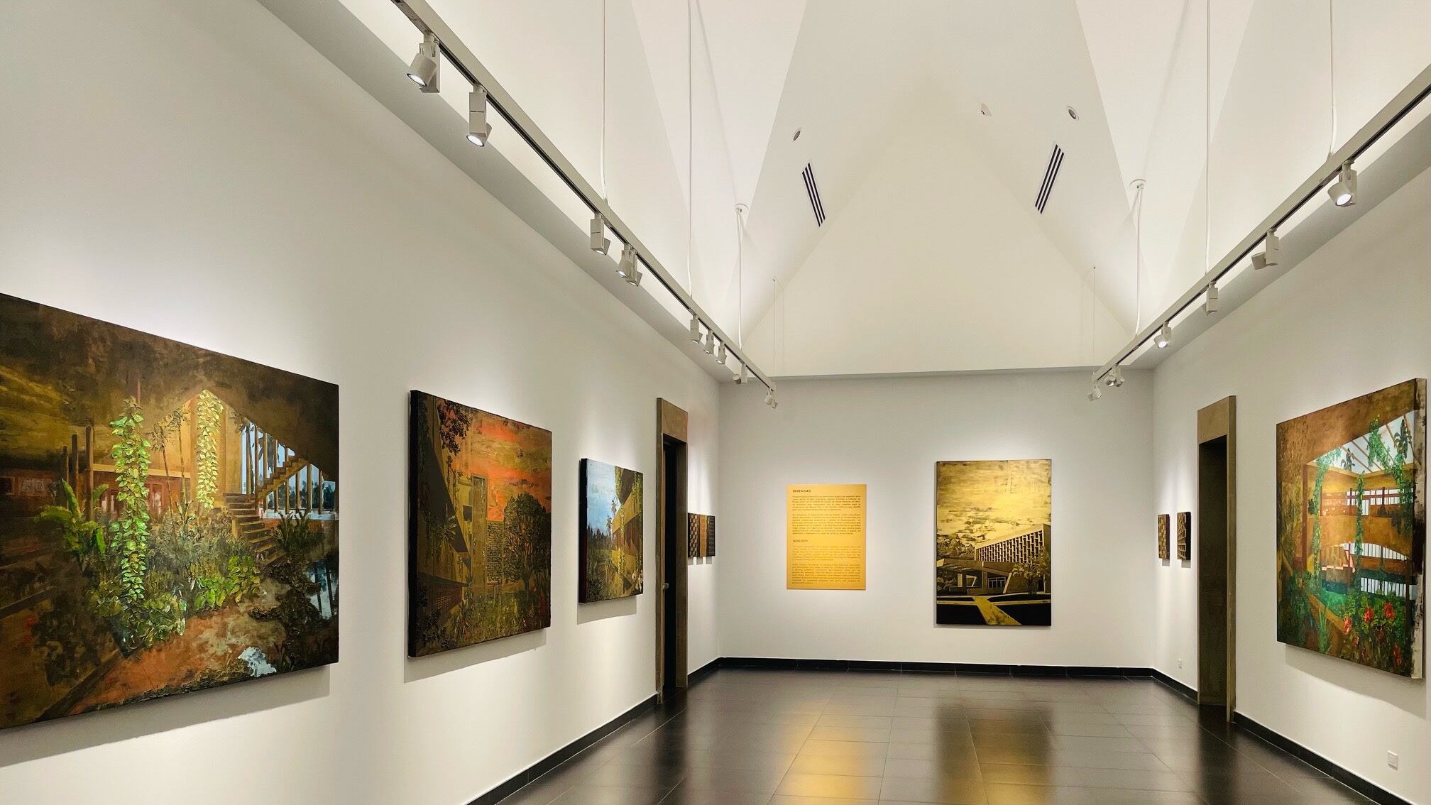 "Decadencia Tropical"