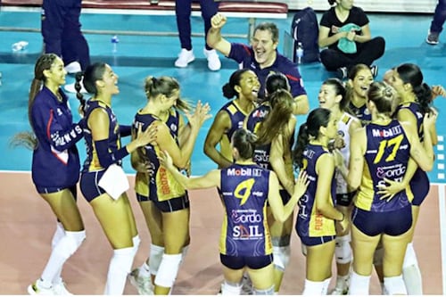 LVSF: Cangrejeras de Santurce derrotan a las Valencianas de Juncos