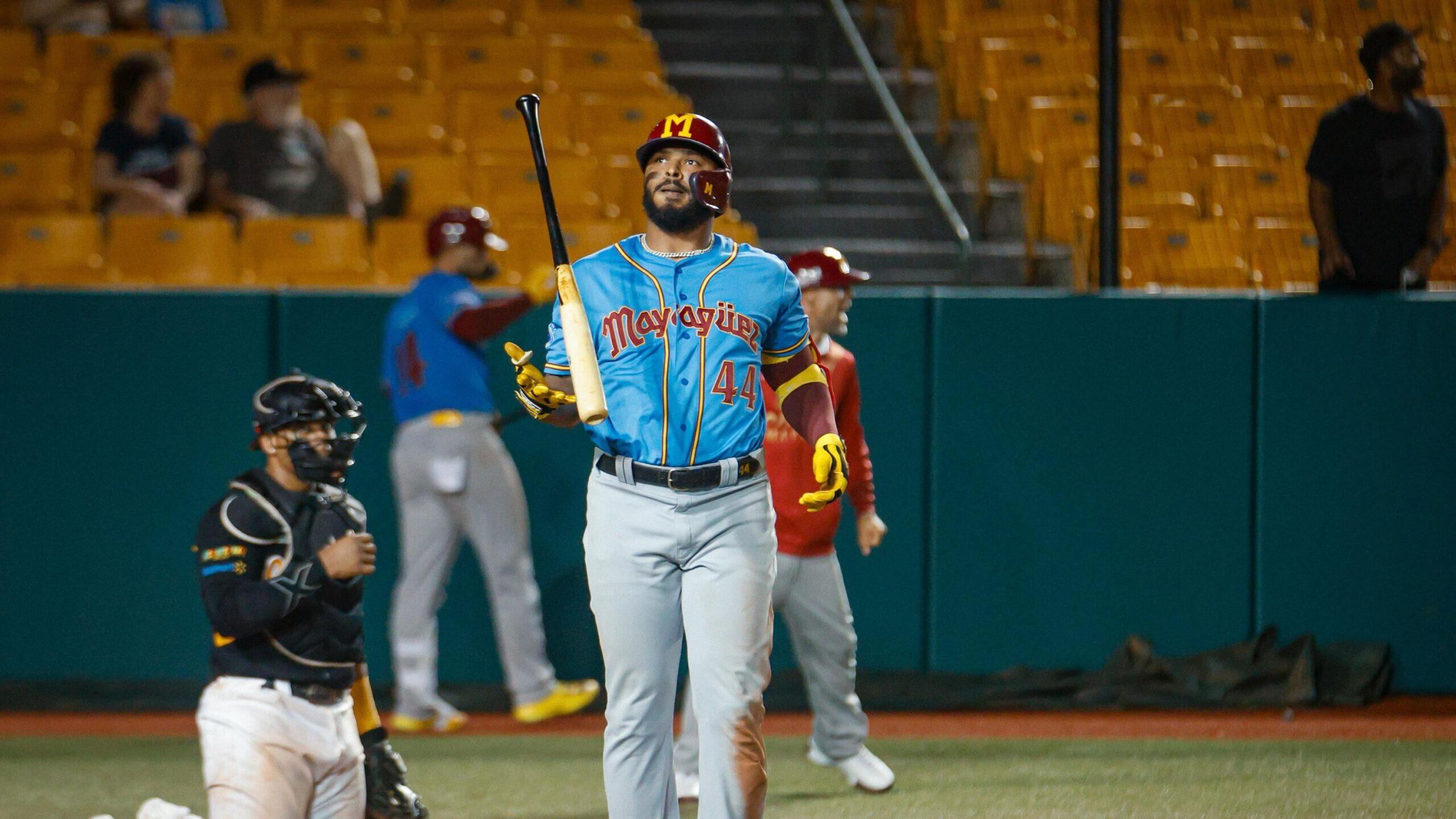 Los Indios de Mayagüez derrotaron a Carolina en el Estadio Yldefonso Solá Morales.