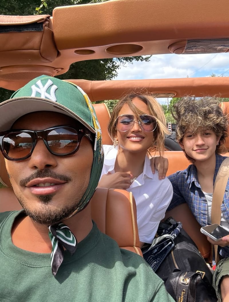 "Cuida a tu hija": JLo posa junto a Emme y aseguran hizo un "desdén" imperdonable