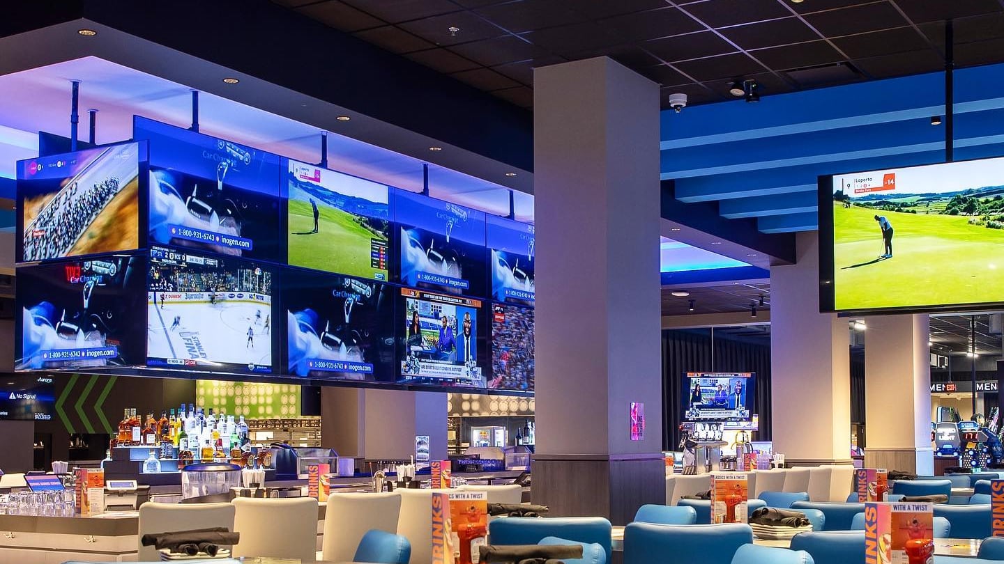 Dave & Buster's