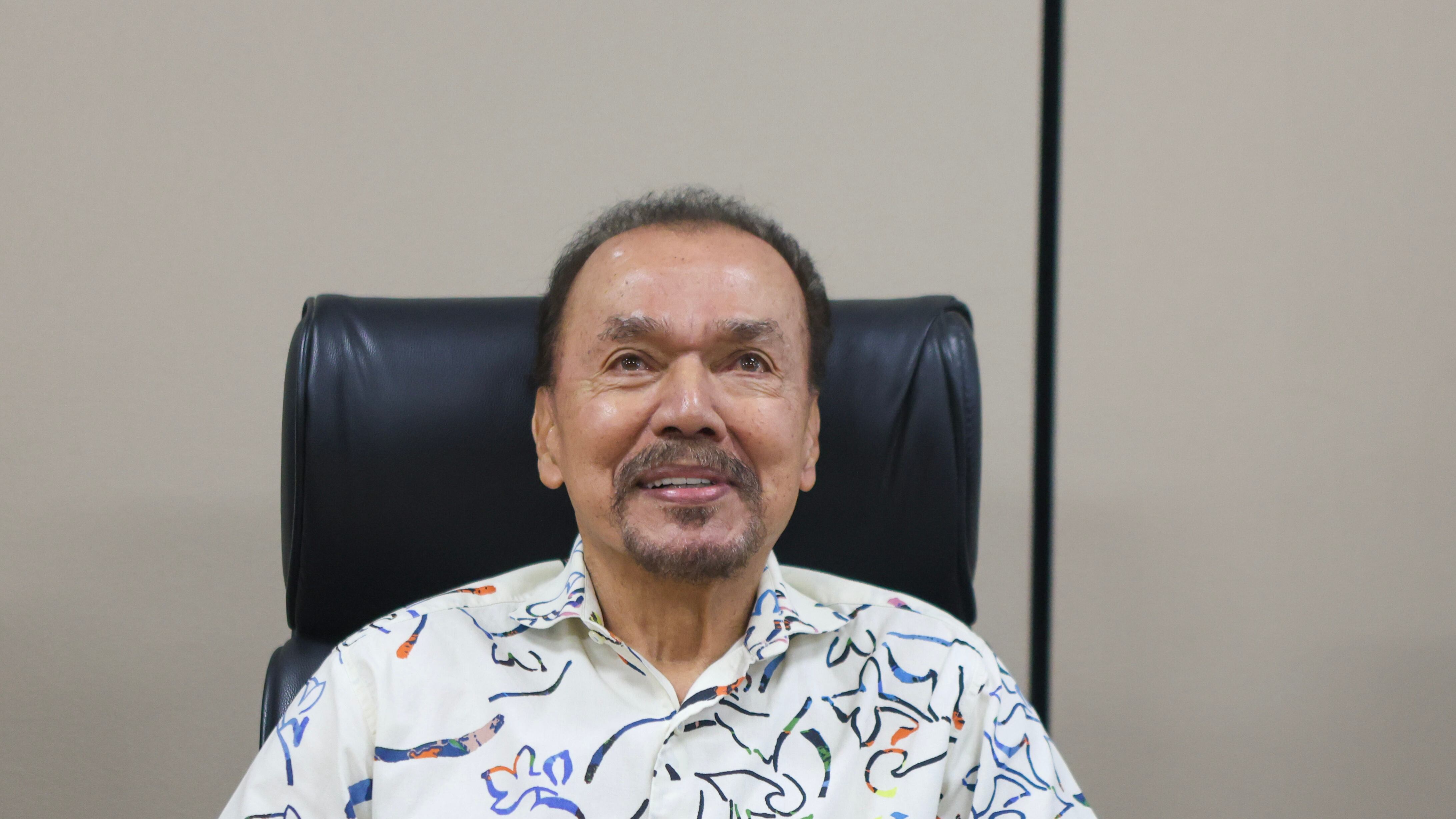 Recibirá un Doctorado Honoris Causa.