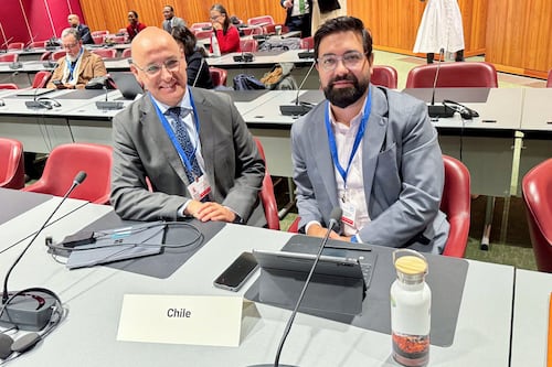 Chile asume presidencia de negociaciones del acuerdo global contra la contaminación por plásticos