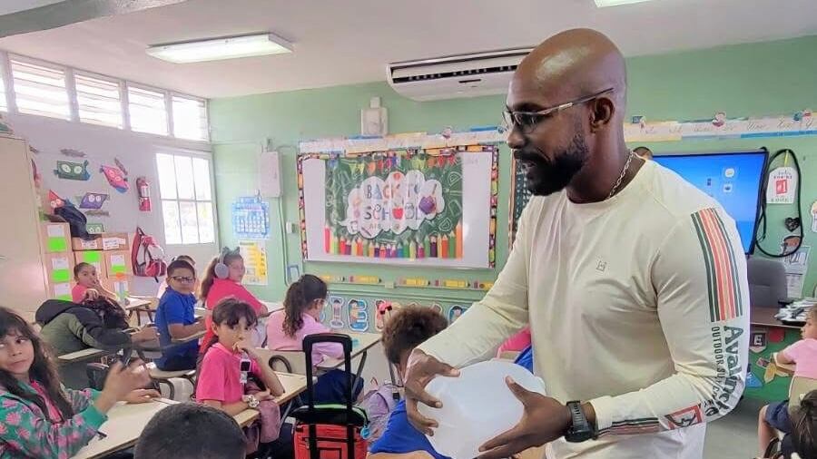 Isabela promueve la educación ambiental a través del reciclaje en las escuelas