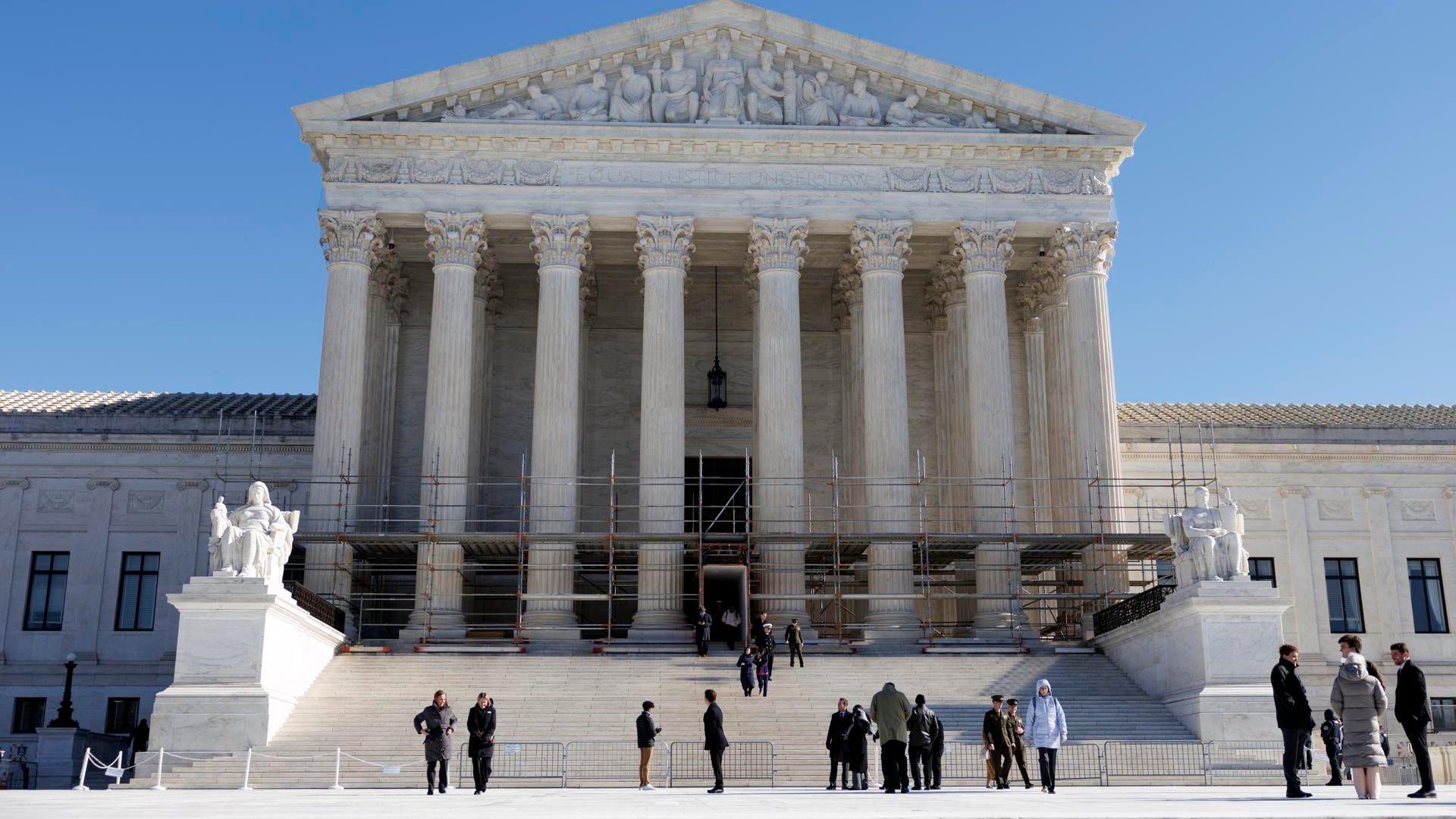 EEUU inicia reembolso de 166.000 millones de dólares en aranceles anulados por el Supremo