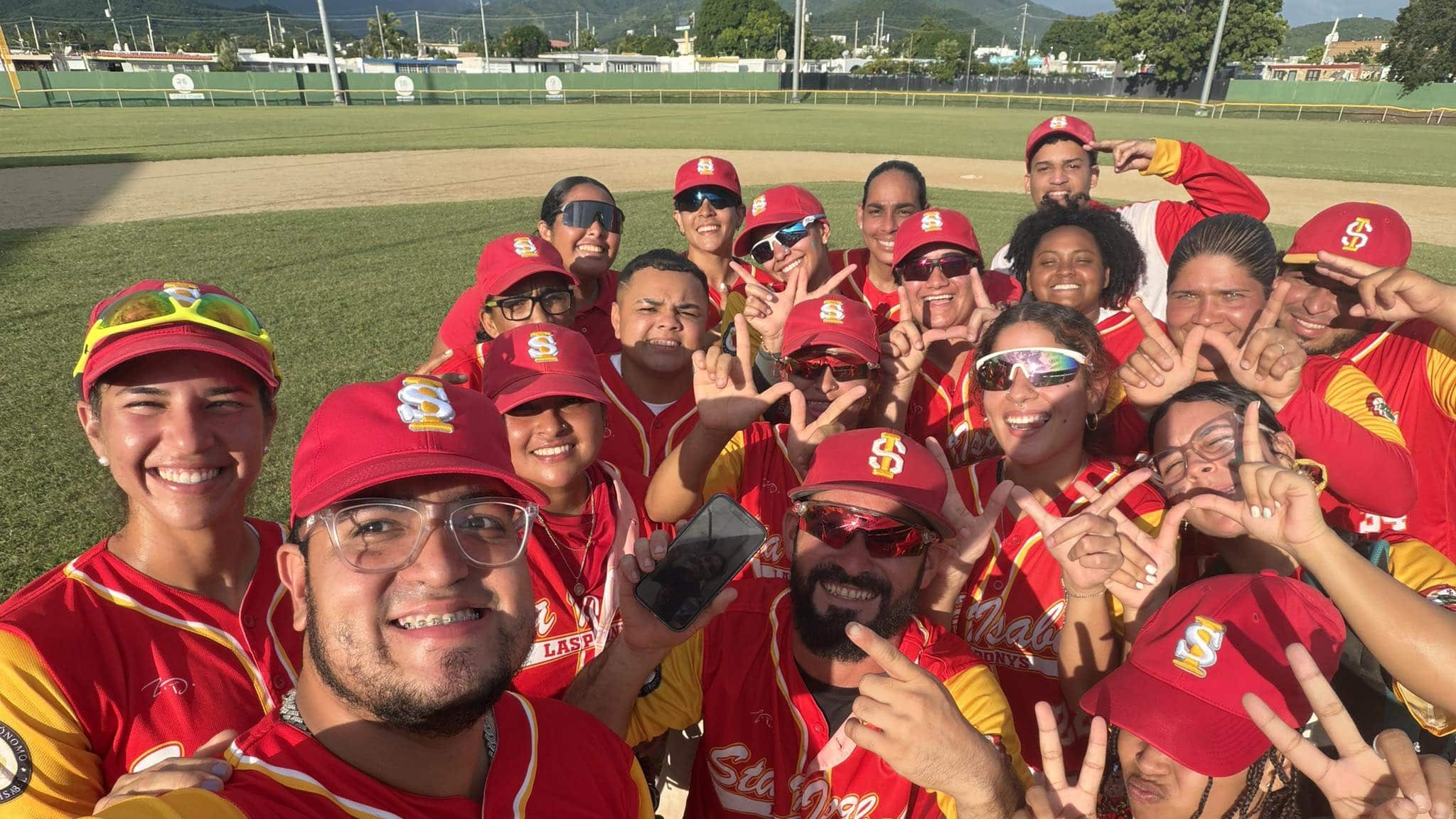 Ponys de Santa Isabel avanzan al ‘Final Four’ del Béisbol Femenino.