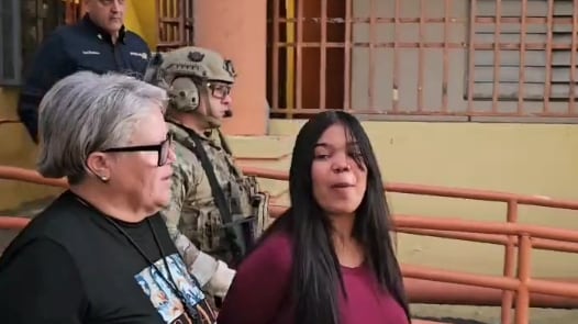 Arrestos en el residencial La Rosaleda de Guaynabo.