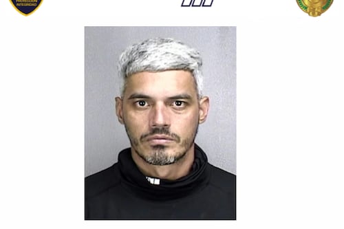 En prisión sujeto que mató a dos personas en negocio en Corozal