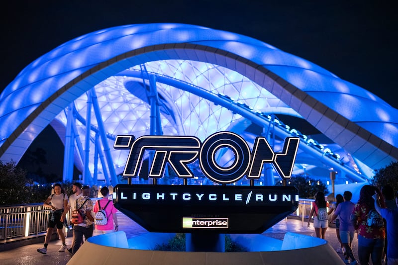 #AllTheDisneyThrills | TRON Lightcycle / Run