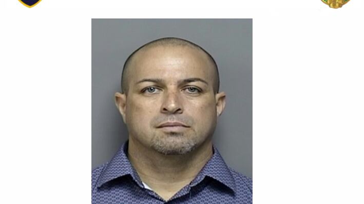 Julio D. Espada Santiago.