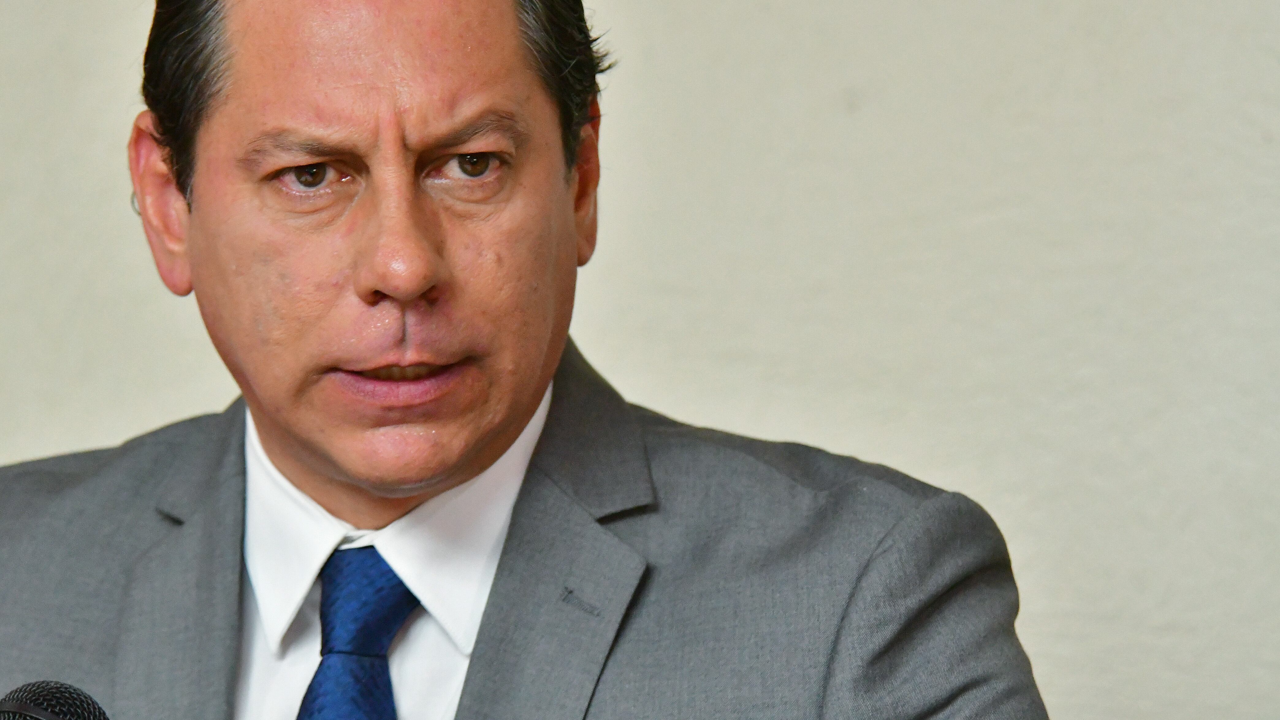 El candidato a la gobernación por el PIP, Juan Dalmau, presenta su propuesta de Seguridad