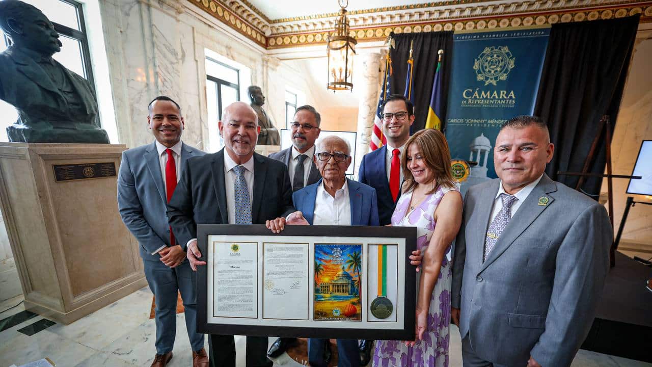 Homenaje en la Cámara a exalcalde de Luquillo por sus 100 años de vida.