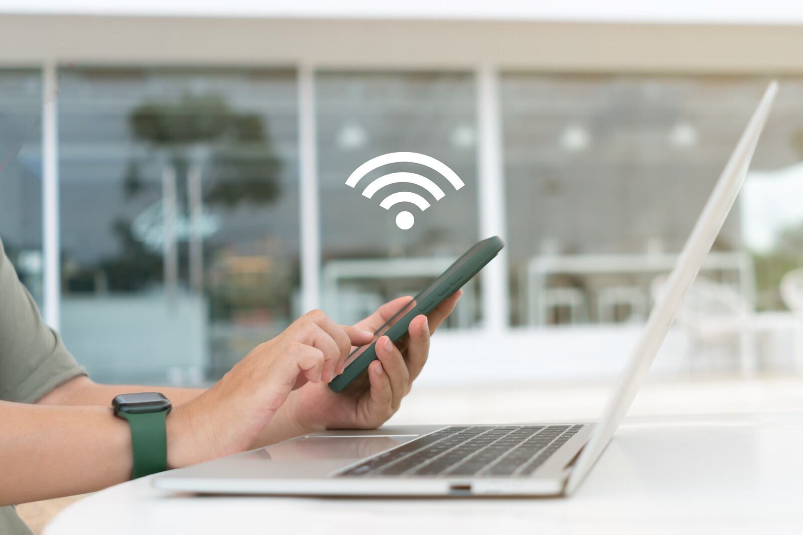 WiFi con retorno: empresas monetizan sus redes con anuncios, datos y servicios pagos desde el portal cautivo.