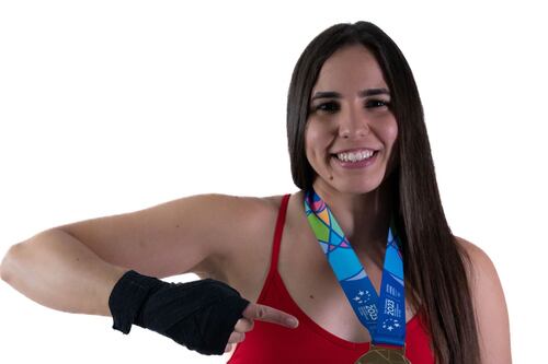 Stephanie Piñeiro regresa a combate profesional tras oro en Juegos Centroamericanos