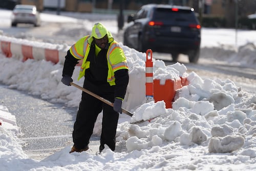 Nueva York declara estado de emergencia ante intensa tormenta de nieve