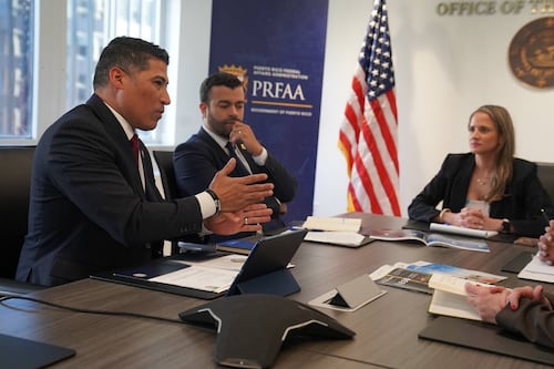 Vivienda sostiene reuniones con PRFAA y HUD para adelantar prioridades de la agencia