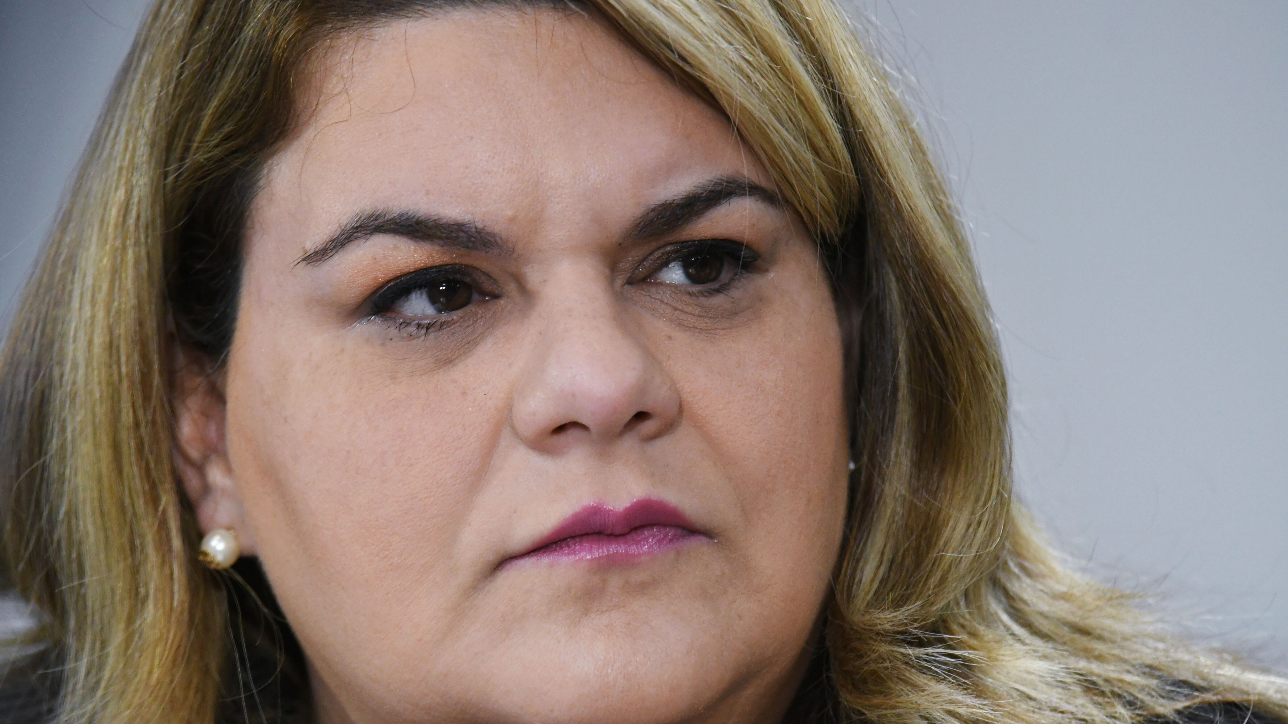 La gobernadora, Jennifer González, se reúne con el Departamento de Vivienda y su Secretaria Ciary  Pérez