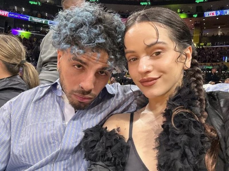 ¿Se acabó el amor? Aseguran que Rosalía y Rauw Alejandro terminaron su relación