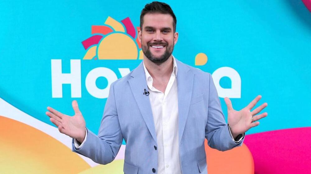 Clovis Nienow se une como presentador del programa “Hoy Día”.