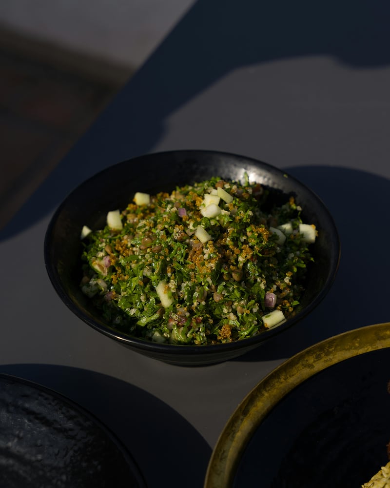 La ensalada es una de los platos más populares y consumidos, y se dice que en cada país hay al menos una versión de este alimento. Fotos: Freepik, Pexels, Unsplash, Creative Commons y Pixabay.