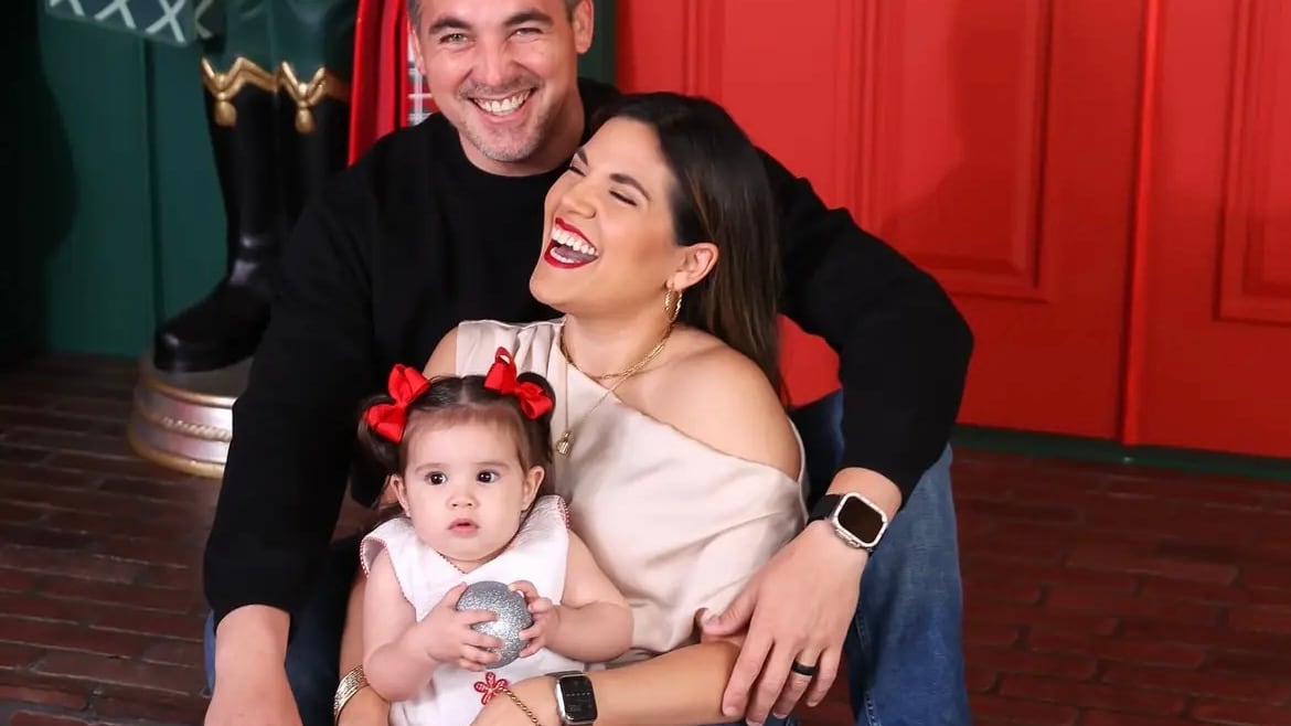 Reportero celebra sus 43 años junto a su familia