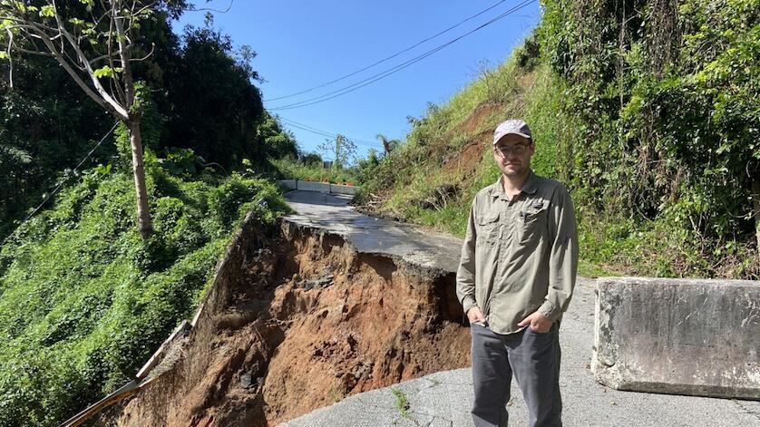 Doctor Stephen Hughes, catedrático del Departamento de Geología del RUM, es el coordinador de la recién establecida Oficina.