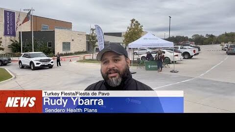 Llevan alegría de Acción de Gracias a residentes de Austin, Texas