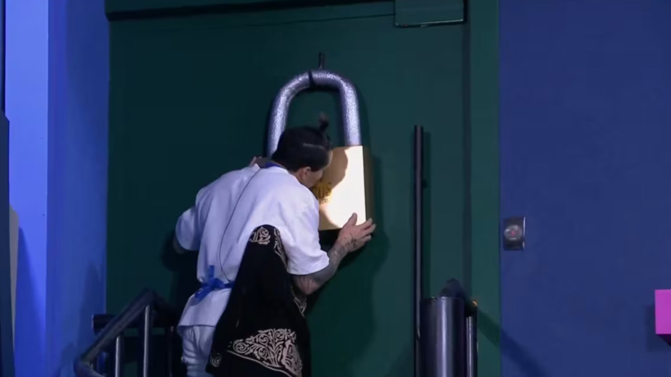 Agustín es el líder nuevamente