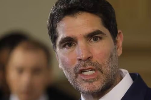 Eduardo Verástegui tilda de “ruido vulgar” la música de Bad Bunny antes de su Super Bowl