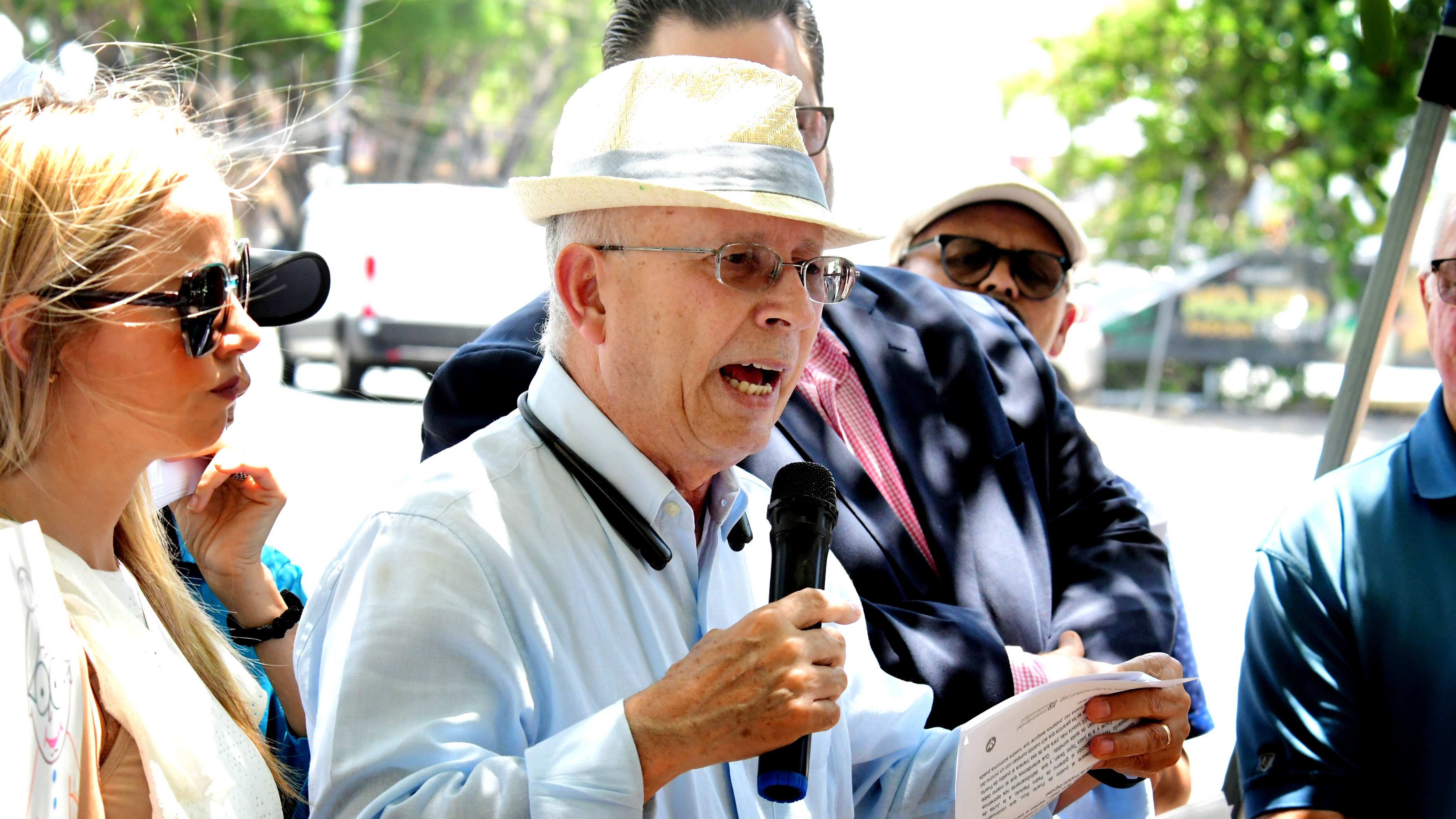 Conferencia de prensa del Partido Proyecto Dignidad