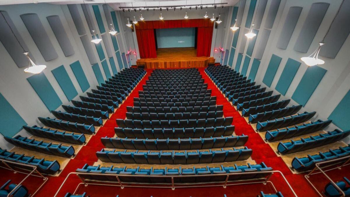 Lajas reinaugura su teatro municipal con capacidad para más de 500 personas.