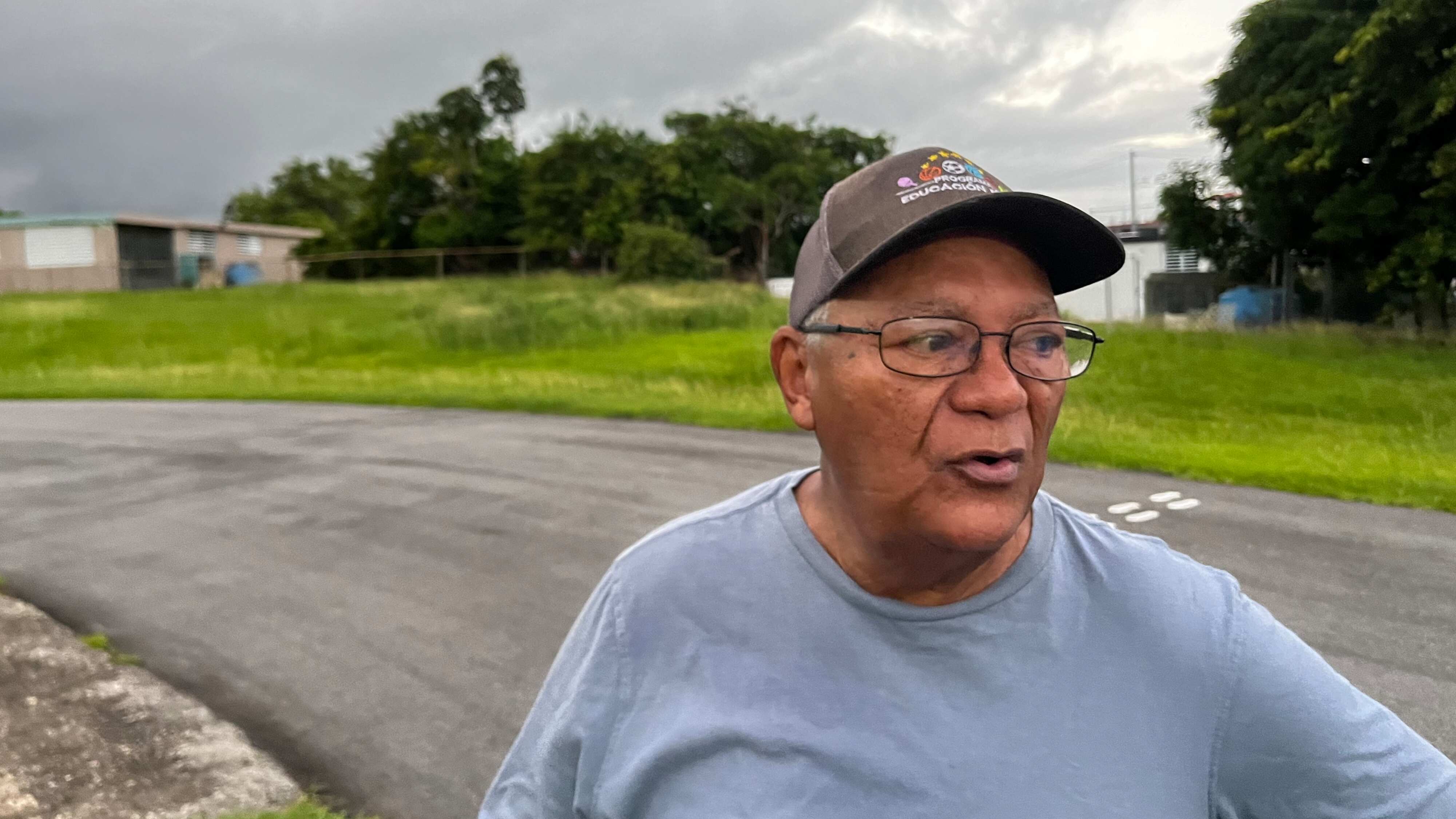 Alejandro Benítez empezó como maestro de matemáticas y en poco tiempo se convirtió en maestro de educación física.
Foto por José M. Encarnación Martínez | Centro de Periodismo Investigativo