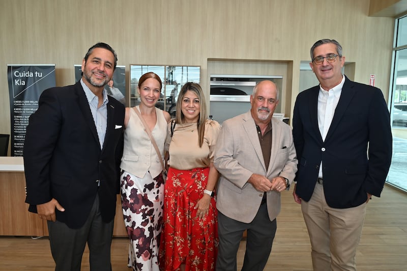 Inauguración Yokomuro Bayamón.