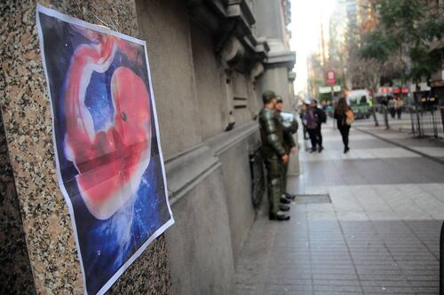 Chile sale de la lista de 8 países que no tenían legislación del aborto