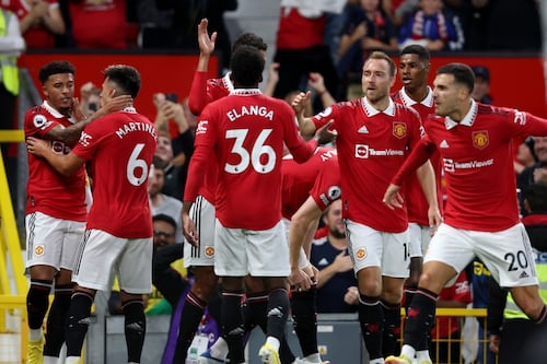 Manchester United apacigua protestas con triunfo ante Liverpool