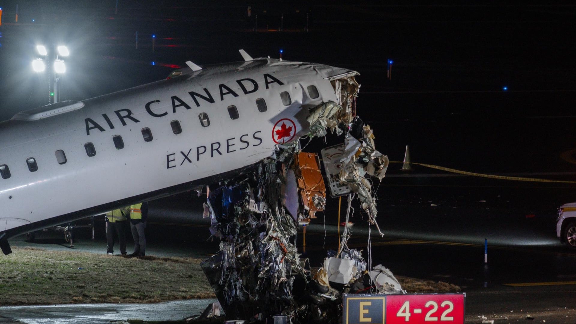 Gobierno de EEUU y Nueva York lamentan la muerte de 2 pilotos en el accidente de LaGuardia