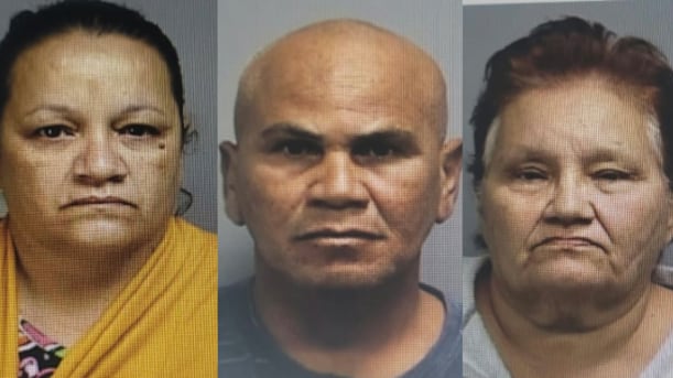 Vicky González Aponte, Juan Ramón Muñiz Charlotten y Gloria María Aponte Rodríguez.