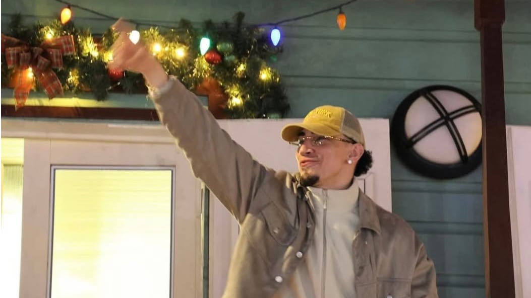 Omar Courtz en listening party de Bad Bunny en Cayey