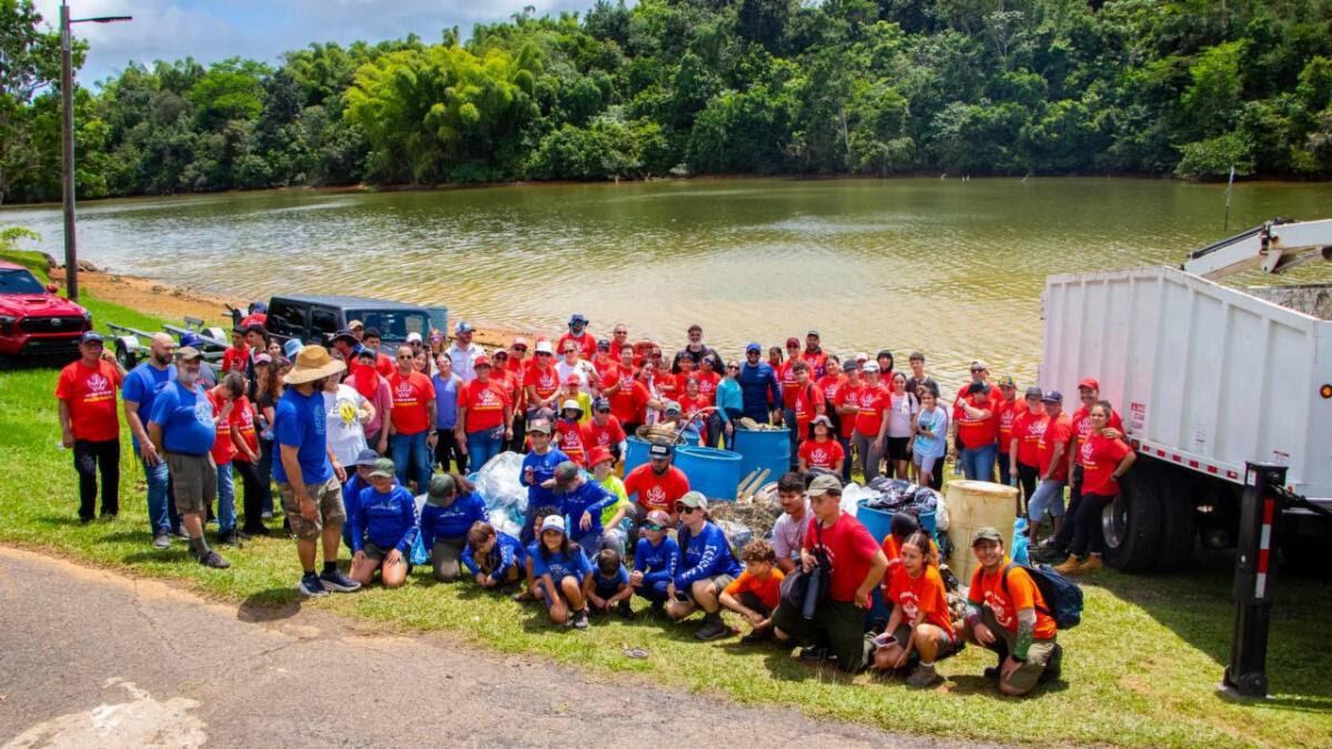 Recogen 1,600 libras de desperdicios en jornada de limpieza en Cidra