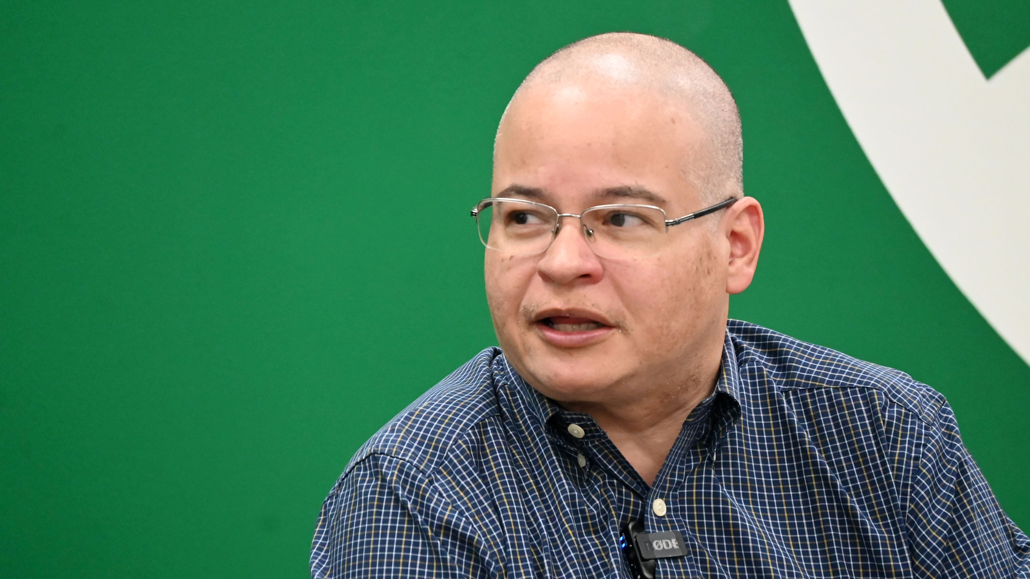 Entrevista al Secretario de Salud, dr. Victor Ramos Otero.