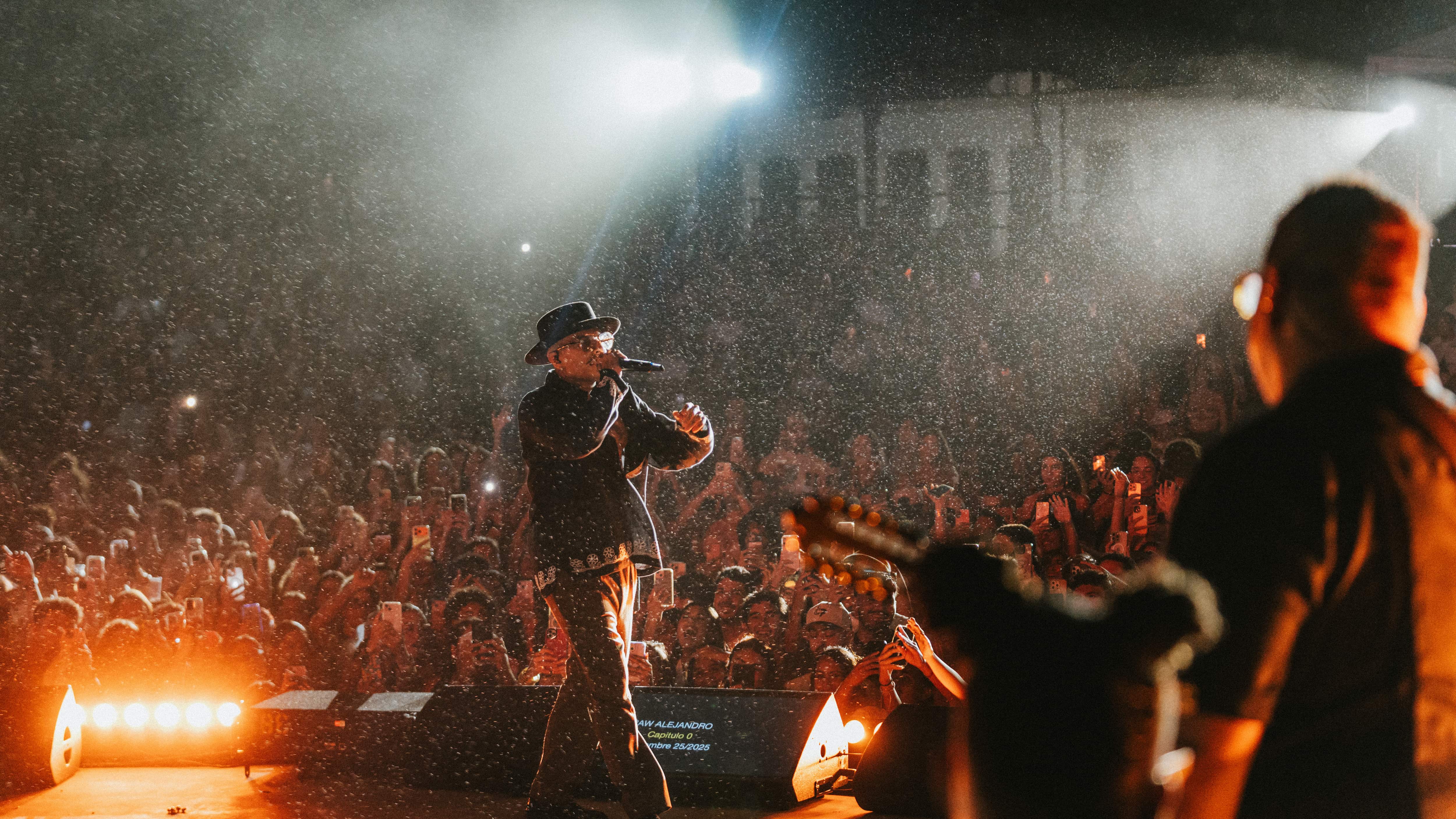 El exponente urbano presentó su nuevo álbum en Mayagüez.
