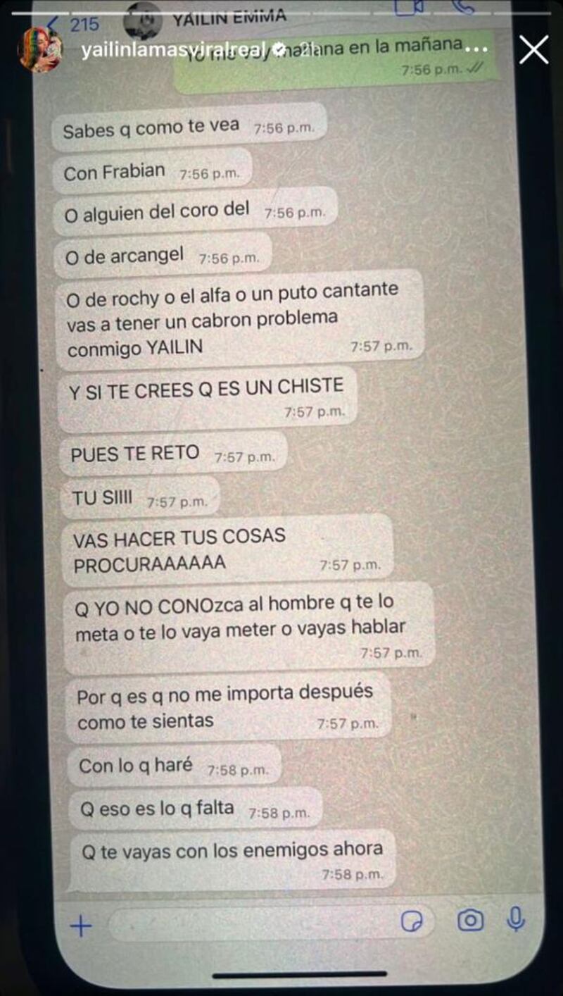 Alegados mensajes entre Yailín y Anuel