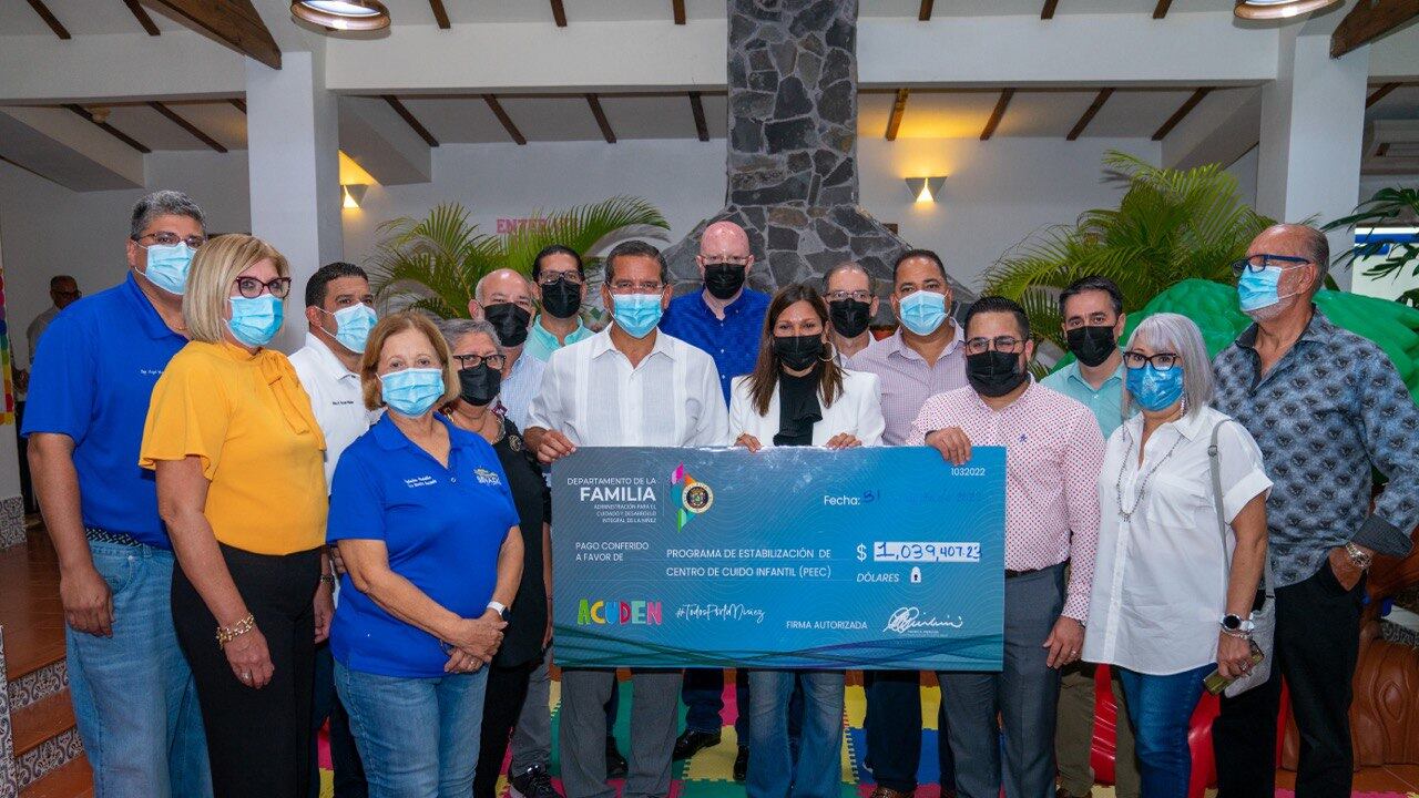 Gobernador y ACUDEN continúan la ruta de entrega de incentivos amcentros de cuido para niños