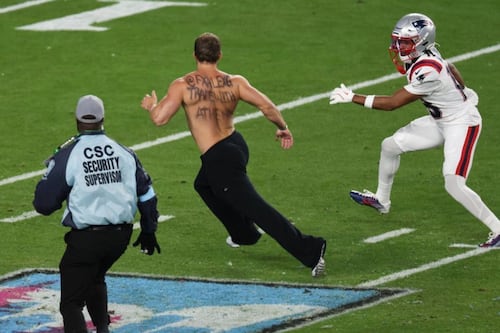 Persona que invadió el Super Bowl comparte video inédito de cómo burló la seguridad
