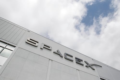 Gobierno de Estados Unidos demanda a SpaceX por presuntas prácticas discriminatorias 