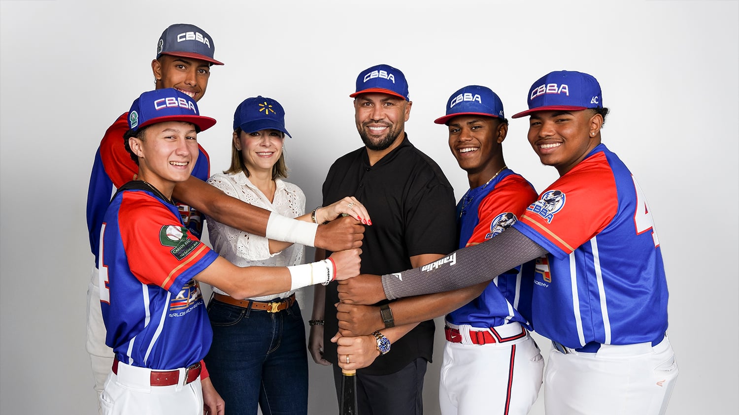 Walmart Puerto Rico lanza campaña de recaudación de fondos en tiendas para transformar vidas a través del deporte junto a la Fundación Carlos Beltrán Baseball Academy