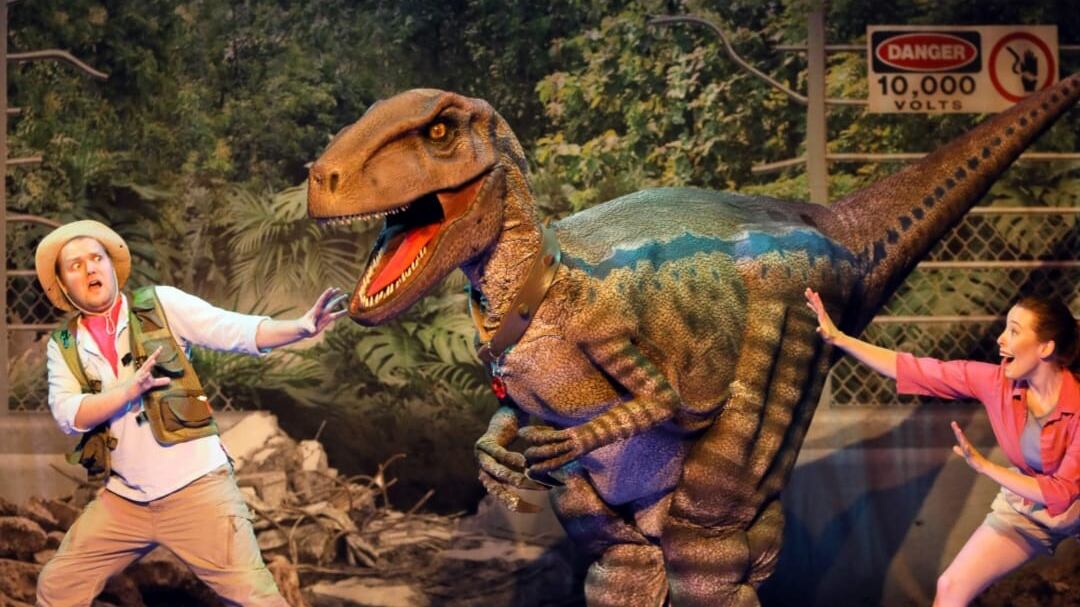 “Dinosaur World Live”