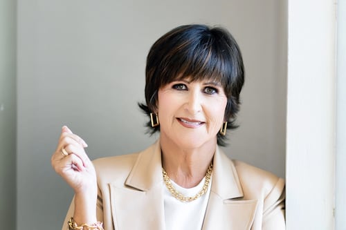 Expresidenta de la AAA lanza su segundo libro: “Procesos de Vida: Devocional 120 días”