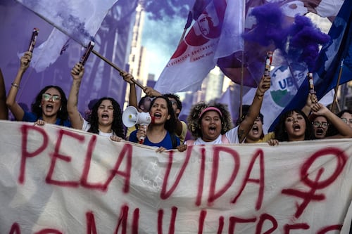 Colectivos feministas se manifiestan en Brasil para exigir ley contra la misoginia